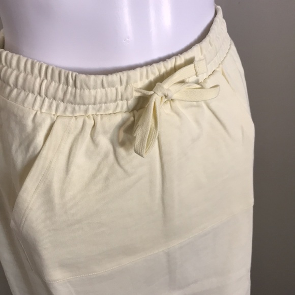 MANGO, Woman's Size Small Yellow Skirt. - Picture 5 of 8